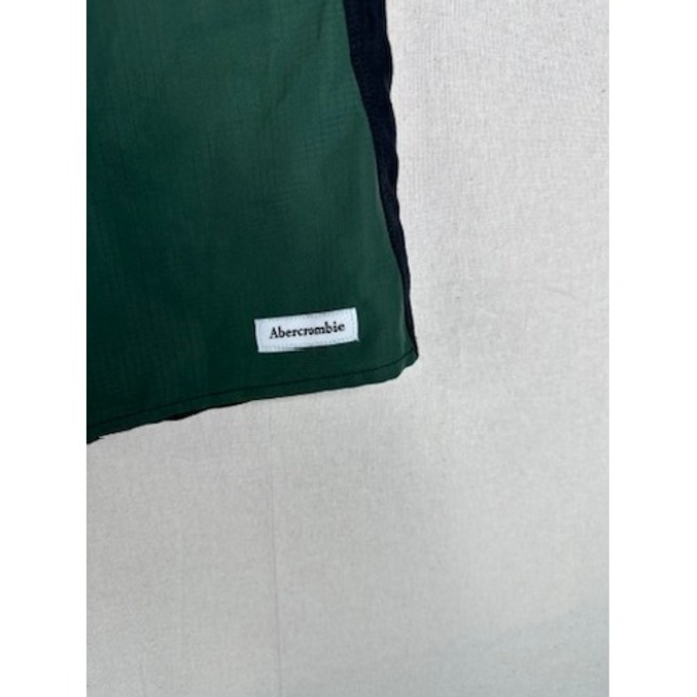 Abercrombie kids Active Green Shorts Size 13/14 - Picture 3 of 9